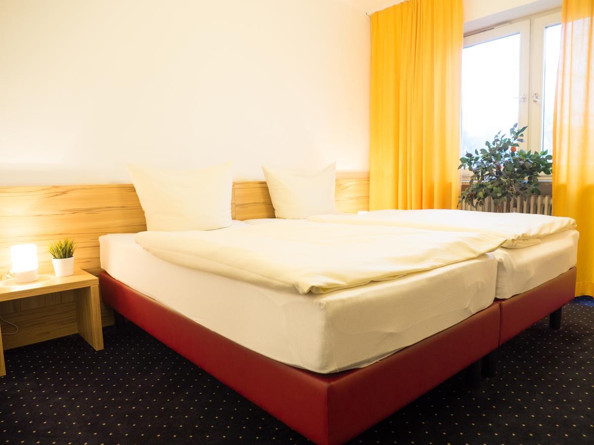 Pension Constantin Эрдинг Экстерьер фото